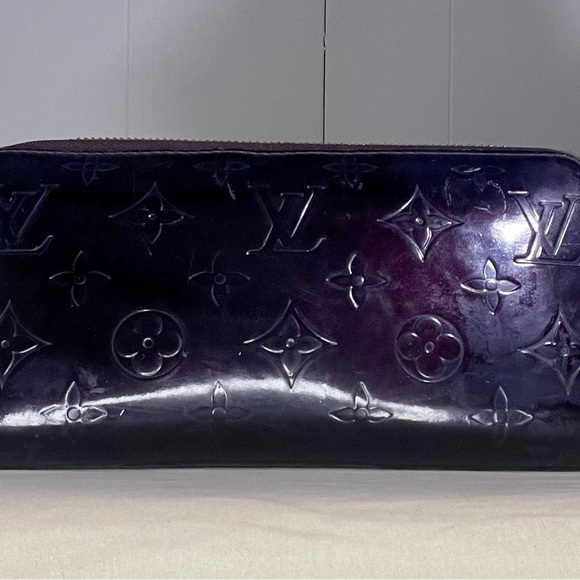 Louis Vuitton Monogram Vernis Wallet - wine color - Picture 2 of 11